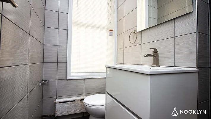 Rented by Nooklyn NYC LLC | media 65