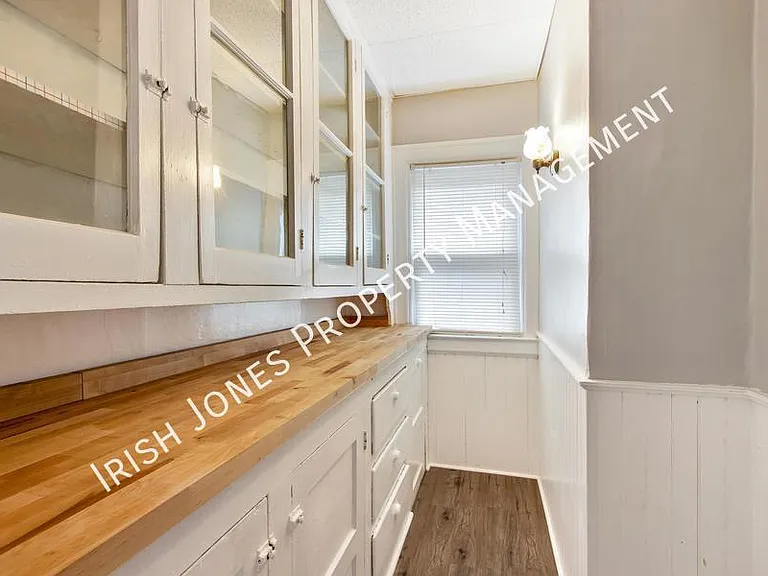 700 Hopkins St #2 — Photo 6