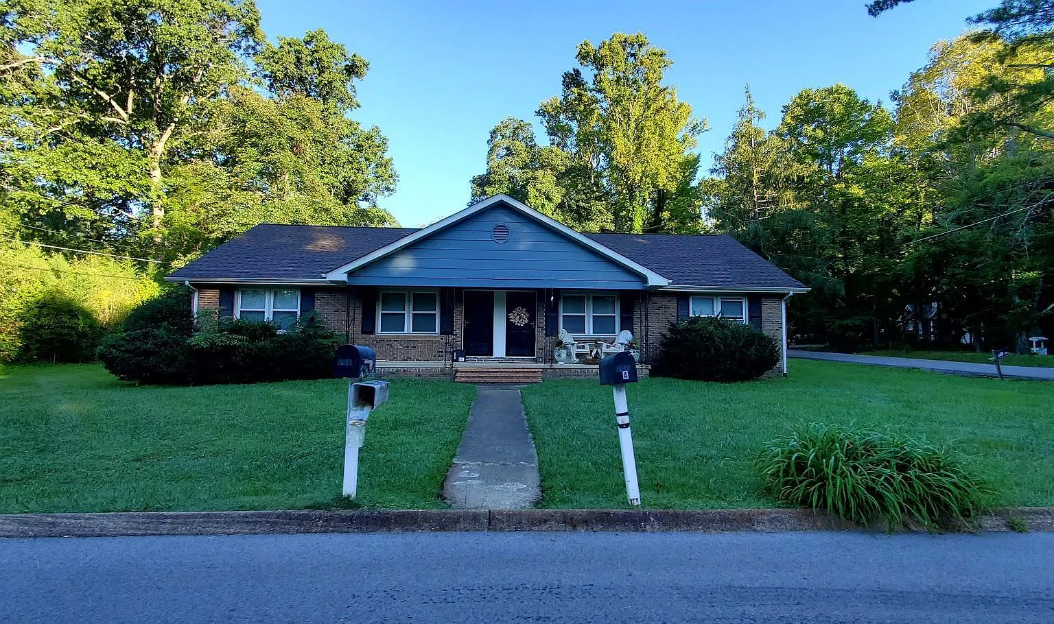 1317 Brockton Dr — Photo 1