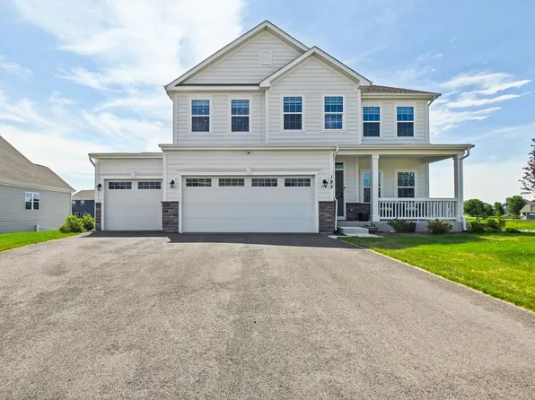195 Goldenrod Dr, Sugar Grove, IL 60554
