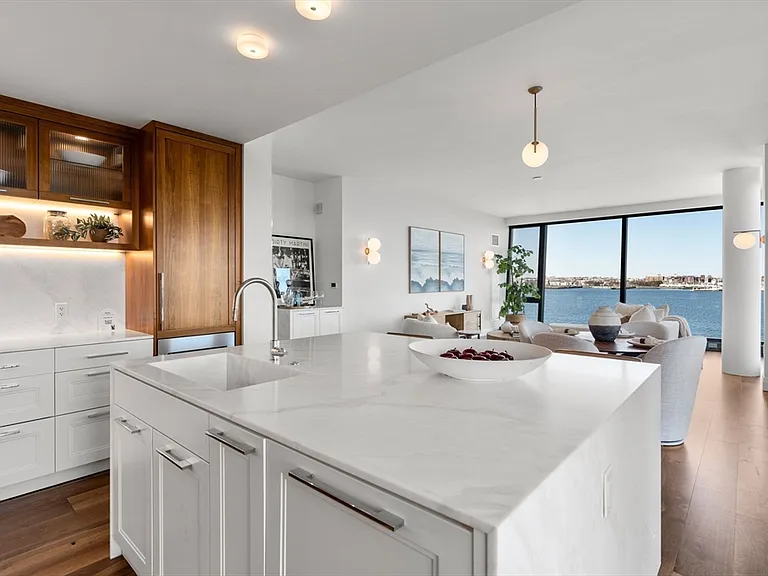 300 Pier 4 Blvd #6D — Photo 10