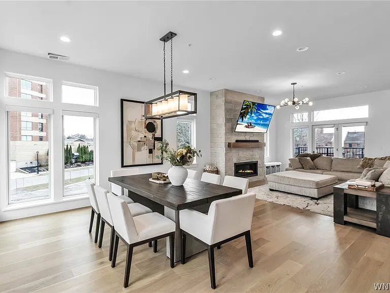 240 Lakefront Blvd — Photo 18