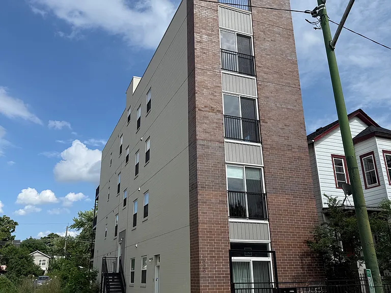 1629 N Spaulding Ave #3 — Photo 1