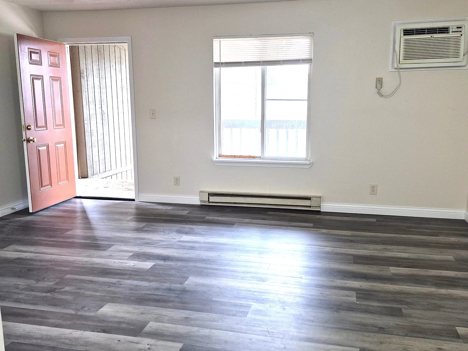 1 bed, 595 sqft, $800 — Photo 2