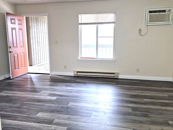 2nd image of 2368 N 26th St APT 9