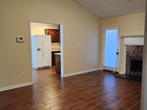 4th image of 145 McGiboney Pl
