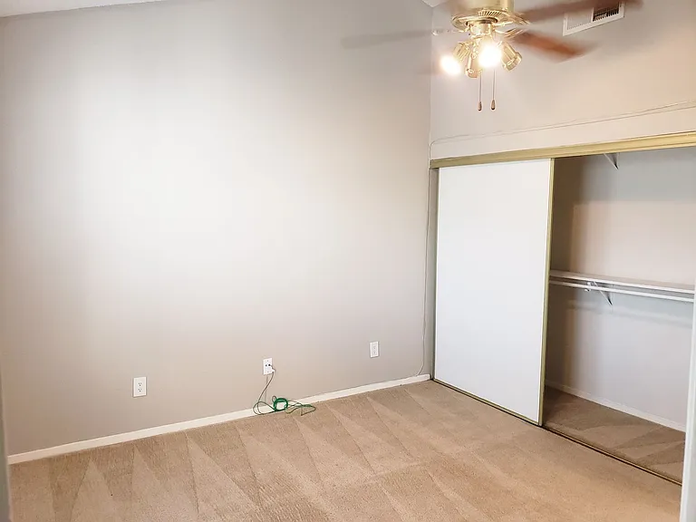 1901 N Fitzhugh Ave — Photo 8