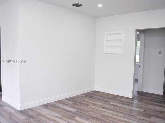 4th image of 8201 Abbott Ave APT 1