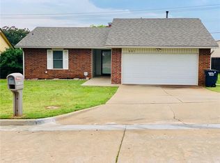 801 Madeline Dr, Shawnee, OK 74801