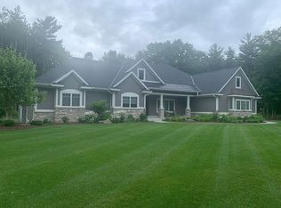 17179 Forest Lake Dr, West Olive, MI 49460