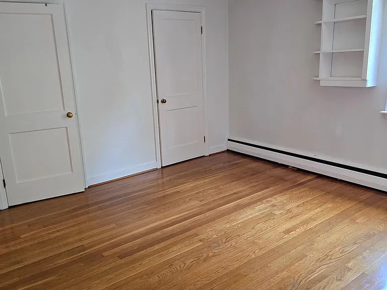 618 Biggs Ave — Photo 7