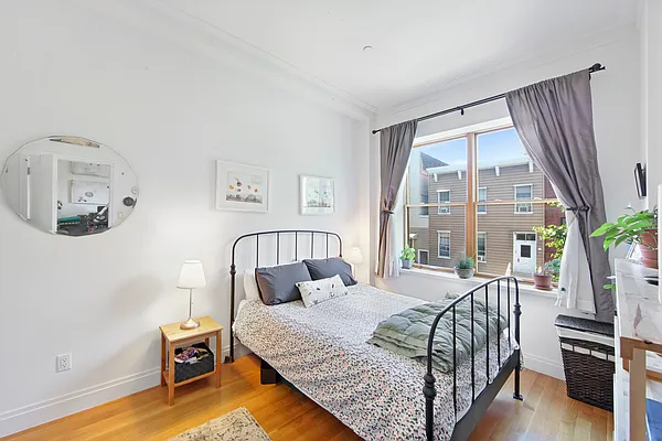 Rented by Compass | media 7