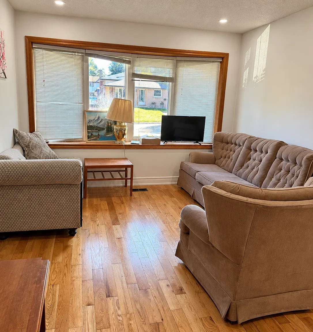 Kimberly Cres, Kitchener — Photo 4
