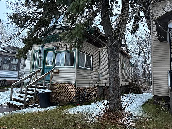 3rd image of 317 Amanda St