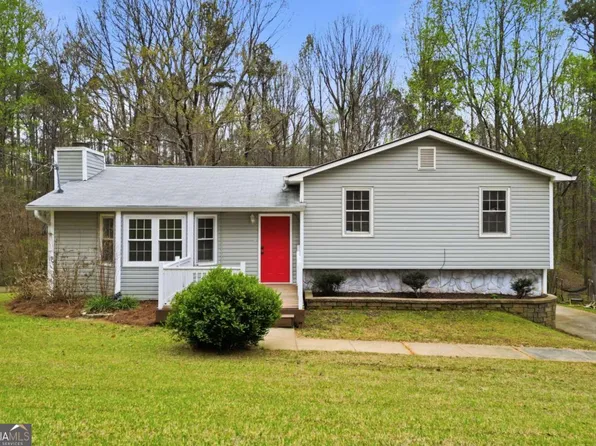 68 Hidden Branches Dr, Carrollton, GA 30116