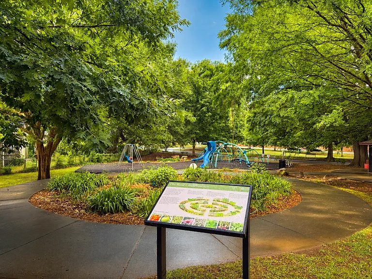 Rose Circle Park