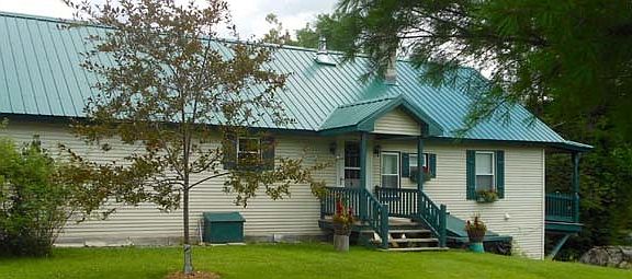 Entrance : http://www.vermont-trout-river-home.com for more info.