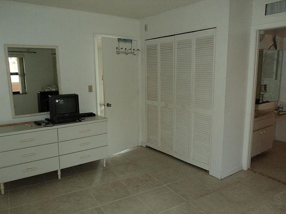 5th image of 1085 N Bald Eagle Dr #207