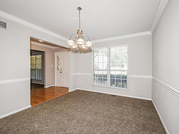 4th image of 4907 Lowndes Dr