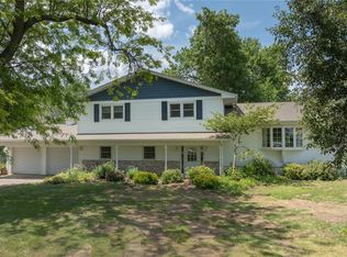 4400 Indian Creek Rd, Marion, IA 52302