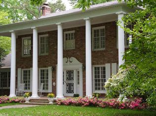 310 Lake Shore Dr, Searcy, AR 72143