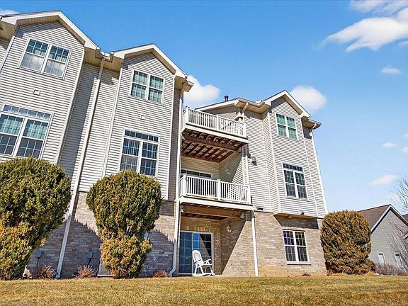 5th image of W11558 Island View Court