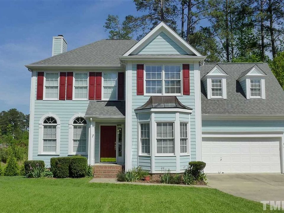 1st image of 104 Corbin Hill Cir