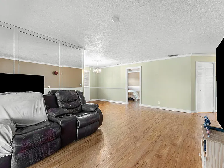 8000 Lagos De Campo Blvd #A-307 — Photo 6