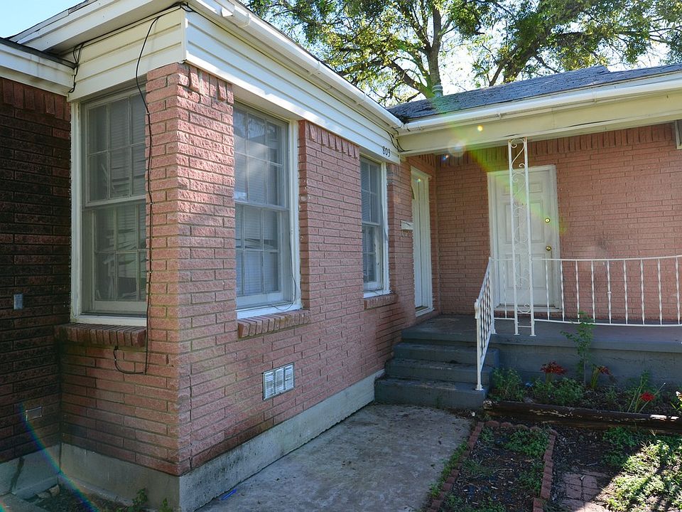 2nd image of 803 W Green Ave