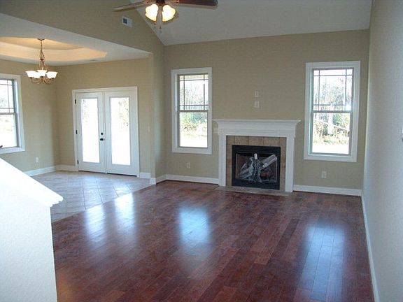 2nd image of 126 Dean Dr
