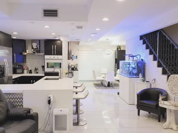 3537 NE 171st St #K, North Miami Beach, FL 33160