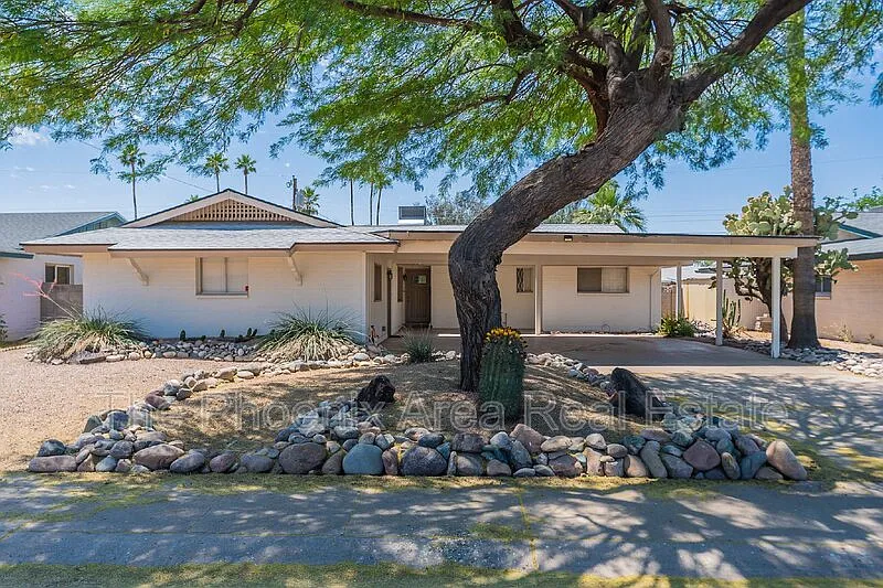 1001 E Campus Dr