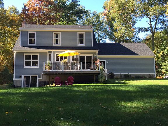 5th image of 62 Crossen Dr