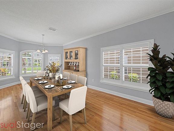 4th image of 2811 Ravendale Ln