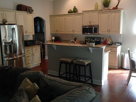 upgraded kitchen cab