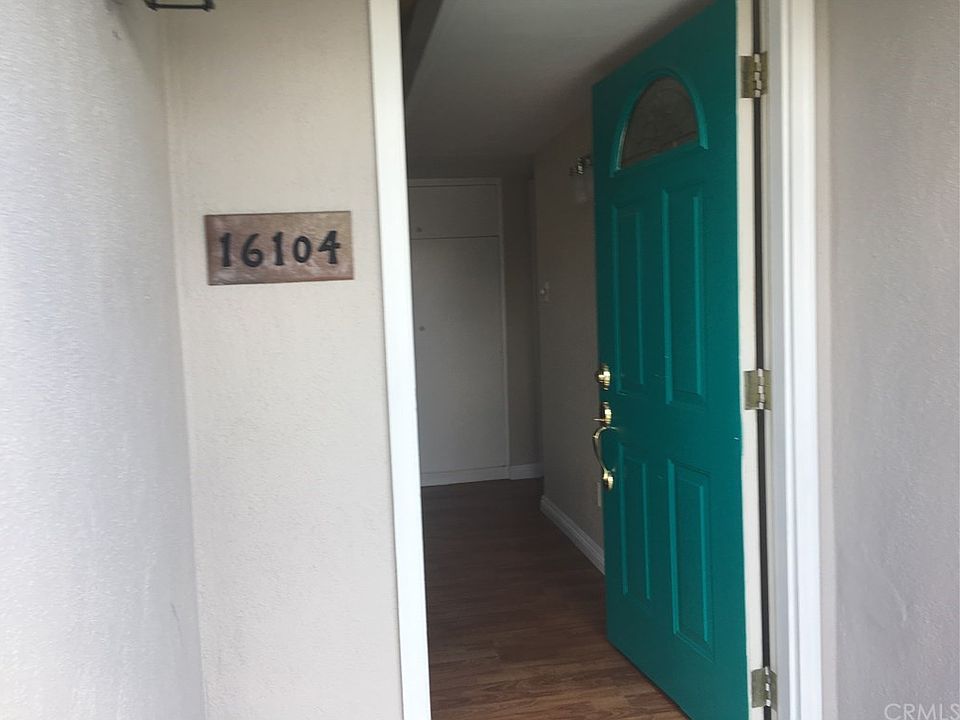 1st image of 16104 Lashburn St