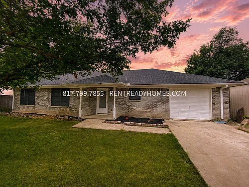 203 Shady Oaks Cir Photo 1