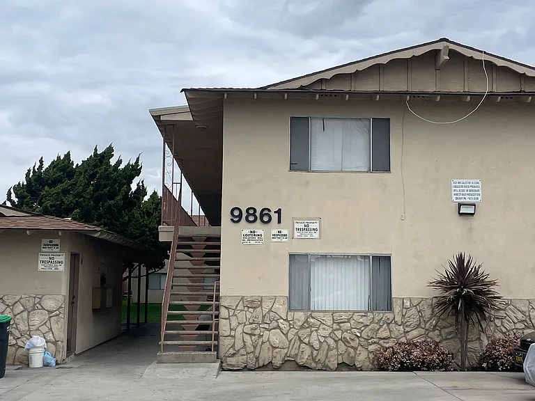 9861 Ramona St #7 — Photo 1