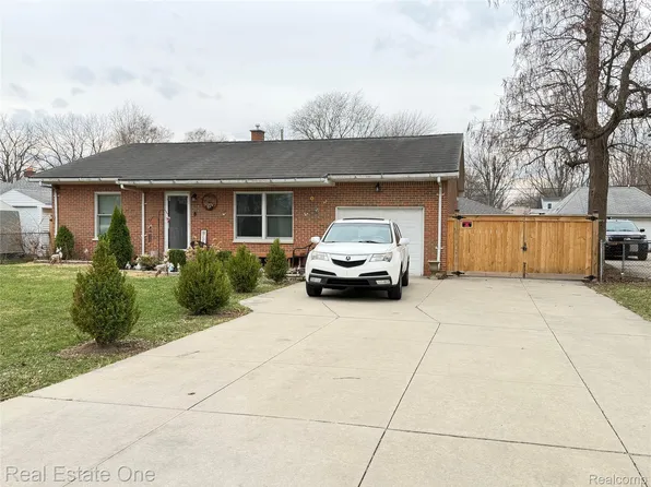 11200 Polk St, Taylor, MI 48180