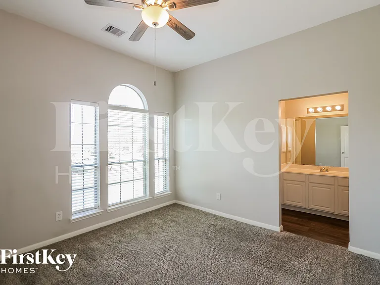 2731 Cross Tide Ln — Photo 14