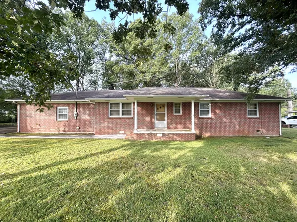 802 Lowry St, Manchester, TN 37355