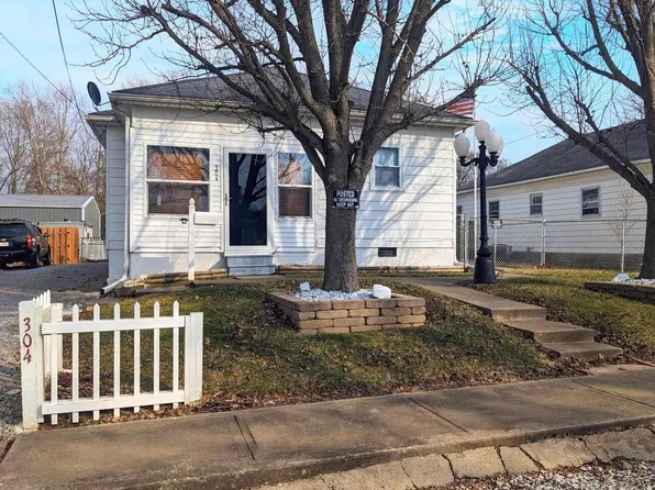 304 N Washington Blvd, West Frankfort, IL 62896