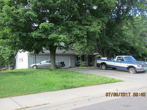 4th image of 421 5th Ave NW