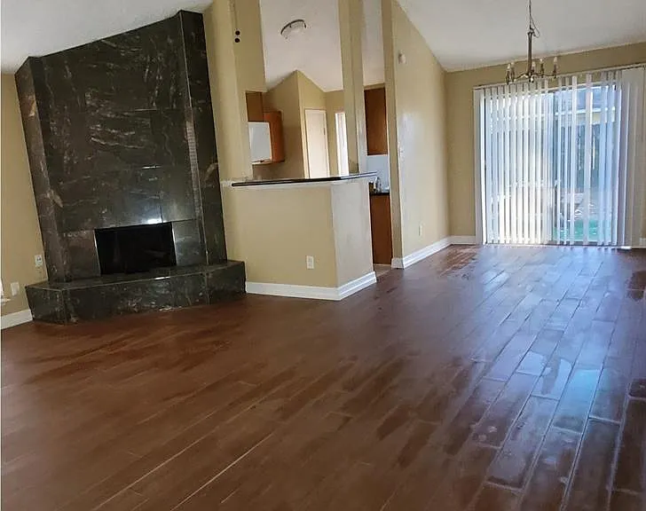 6705 Dinner Creek Ct — Photo 3