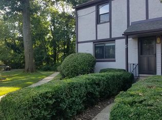 29 Kate Ln, Metuchen, NJ