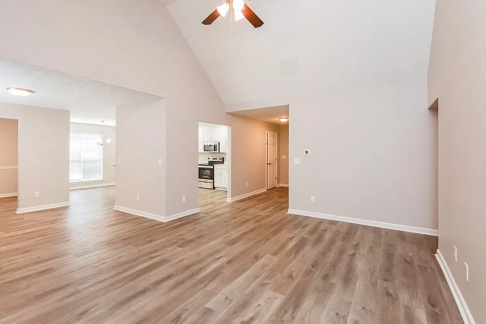 3 bed, 2.0 bath, 1552 sqft, $2,560 — Photo 4