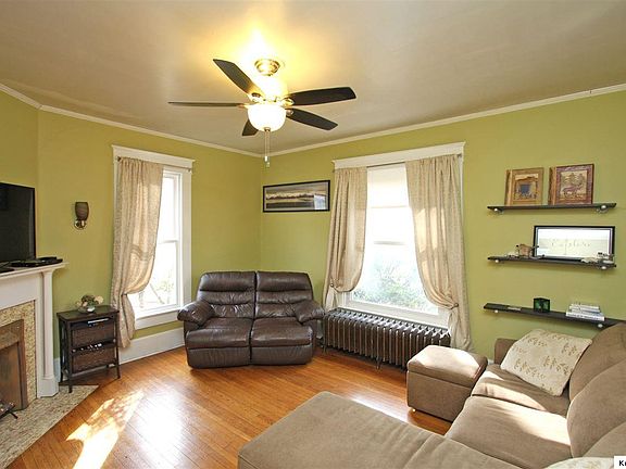 4th image of 105 Lamartine Street Ext #E