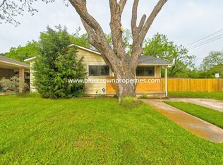 1300 Bennett Dr, Arlington, TX 76013