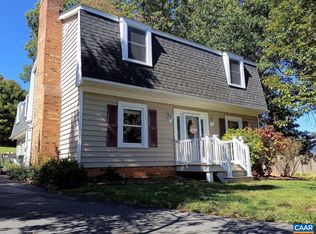 206 Robin Hood Rd, Staunton, VA 24401