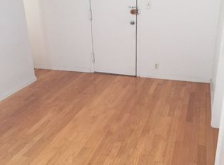 4554 40th St #1F, Sunnyside, NY 11104